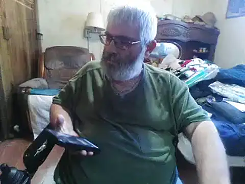 hearseguy77's cam snapshot