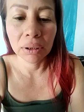 LaraCaliente's cam snapshot