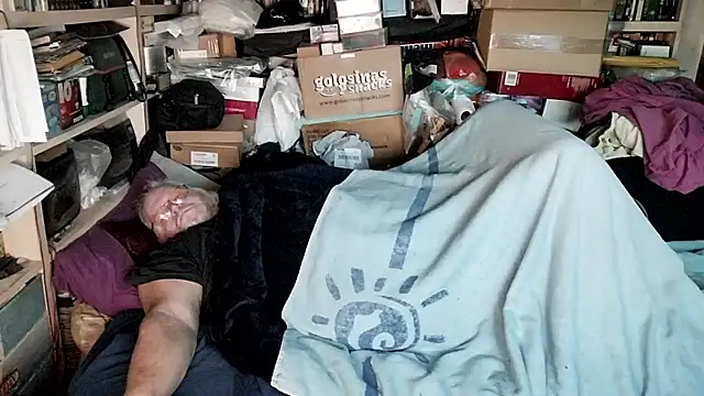 hadeszeuss2's cam snapshot