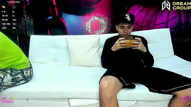 AmazingPartys live sex cam