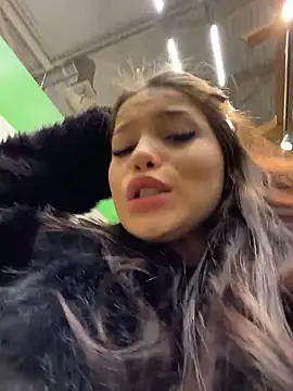 Chloe__Moon live sex cam