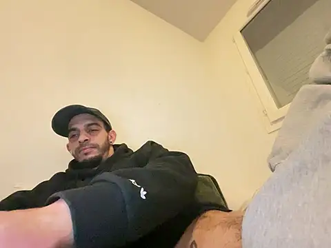 Rebeu313 live sex cam