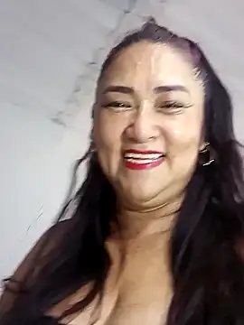 linda_luna29's cam snapshot