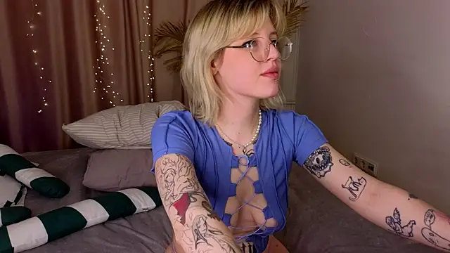 no_1dea's cam snapshot