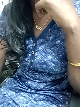Tamilmallu-duskygirl03 live sex cam