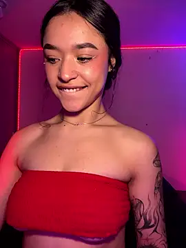 crystal_dlun's cam snapshot