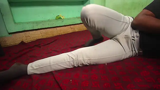 Tamil_KDD live sex cam