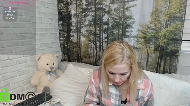 Eyes_Angel's cam snapshot