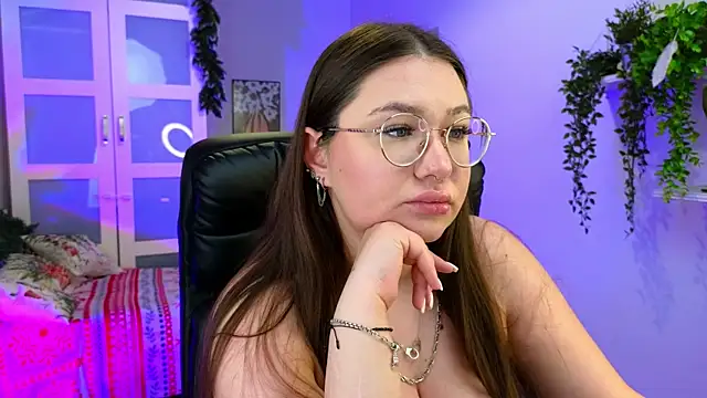 VanessaVivian's cam snapshot