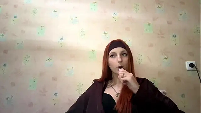 GlyndaNiksich's cam snapshot