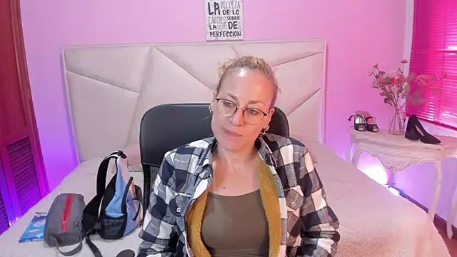 SammySanders live sex cam