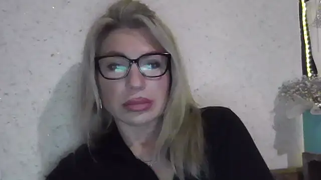 fox_red_lady7's cam snapshot