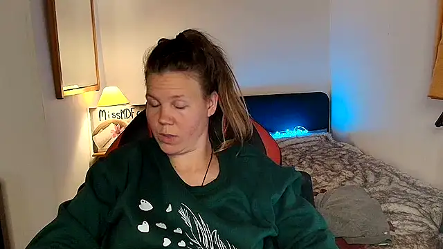 CallMeMaria's cam snapshot