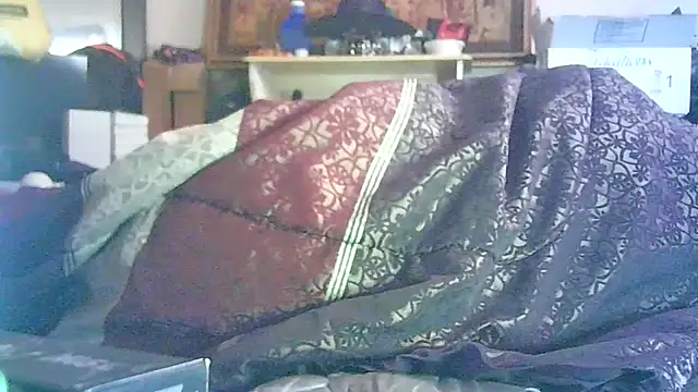 ON3YOULLN3VER_FIR3's cam snapshot