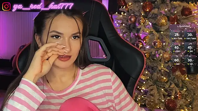 -RED_HAT-'s cam snapshot