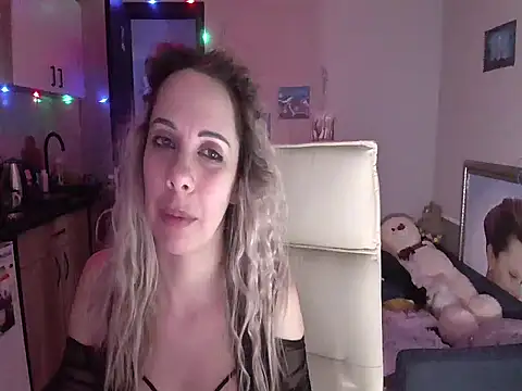 Getera_Cass's cam snapshot