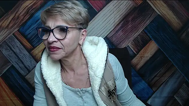 EllaBonito's cam snapshot