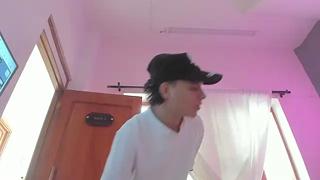 camillo_virgil live sex cam