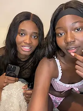 ebonysweetyy's cam snapshot