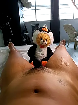 Karii-R live sex cam