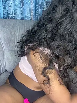 SukiyamaAsia live sex cam