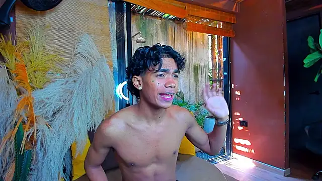 AlanCutee live sex cam