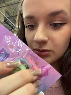 KittyQueeny's cam snapshot