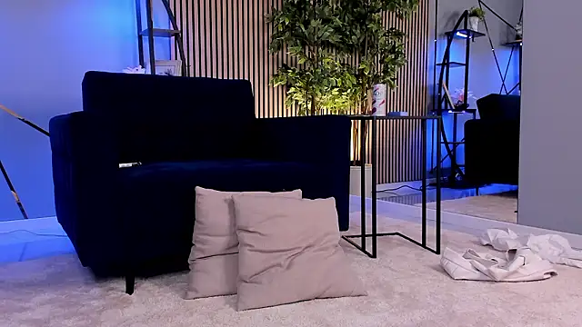 KimP0ssible's cam snapshot