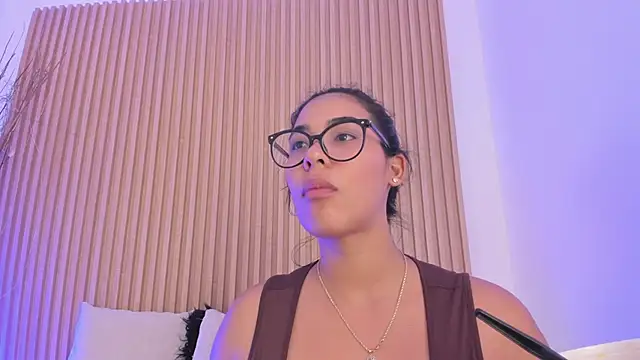 GenesisRuiz live sex cam