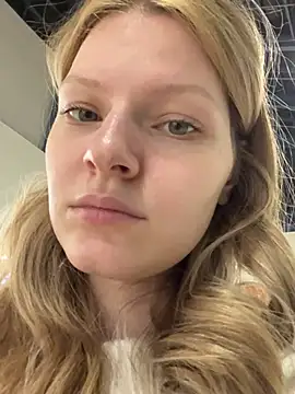 MaryHiggins live sex cam