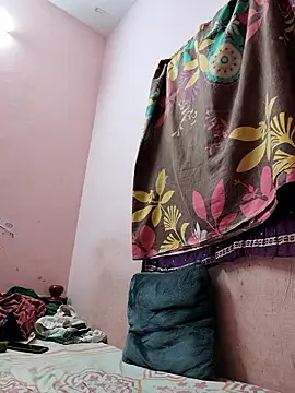 Pujapujat's cam snapshot