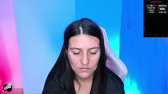 Saskyaa's cam snapshot