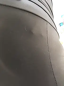 roxanasexy2025 live sex cam