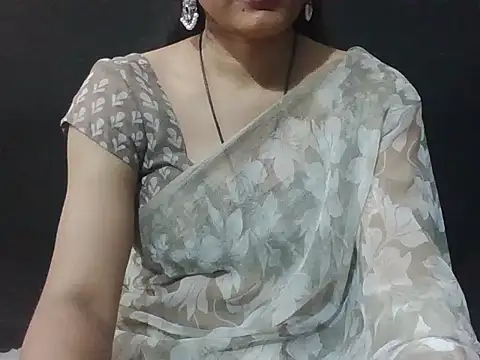 Thilothama_Vaishu's cam snapshot