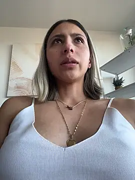 Ameellie's cam snapshot