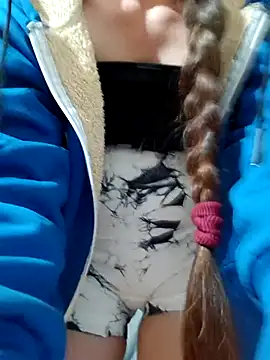 girlshy1's cam snapshot