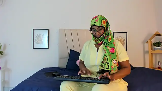 _Miaa_khalifa_'s cam snapshot