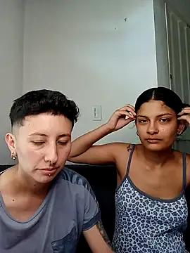 Mei_and_Gaby live sex cam