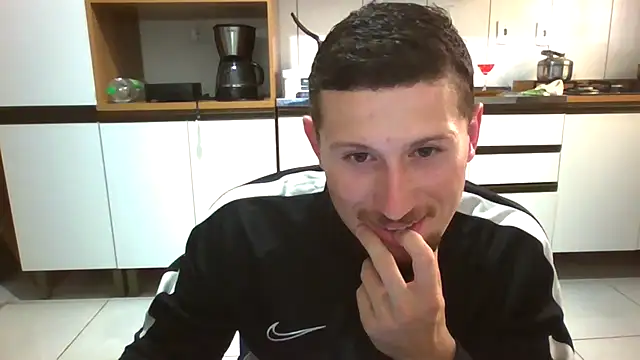 Juninho5755 live sex cam