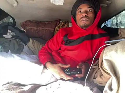 SlimeCrownzOut5 live sex cam