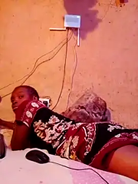 SEXY-NAIMA live sex cam