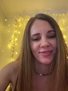 LucieMack's cam snapshot