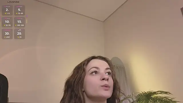 Curly_Moon's cam snapshot