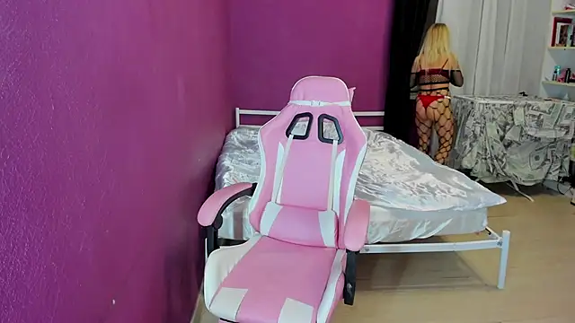 Lika8234 live sex cam