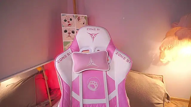 AnnLevine's cam snapshot