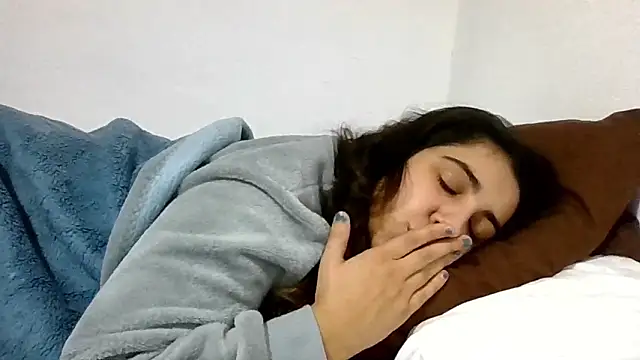 Ursumi1 live sex cam