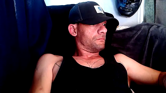 muffmangler5250 live sex cam