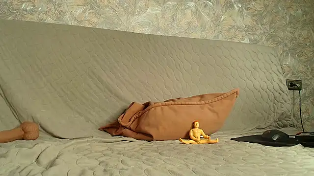 LonelyFlower's cam snapshot