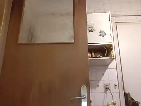 mariusica1@xh live sex cam