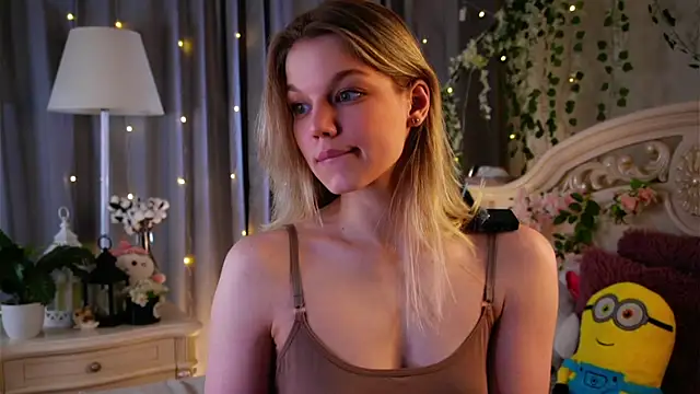 EdlinAlliston's cam snapshot